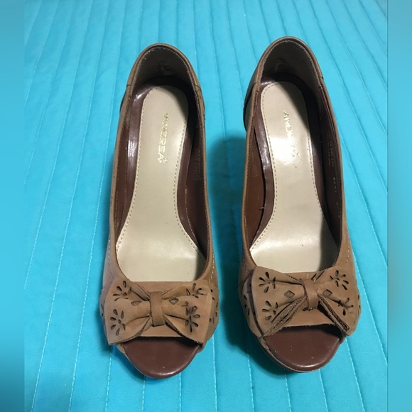 ANDREA FENZI Brown Peep-Toe Heels with Bow - Picture 3 of 12